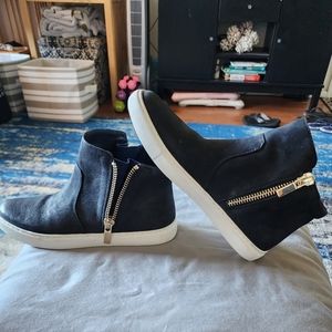 Kenneth Cole ankle boot sz 8.5